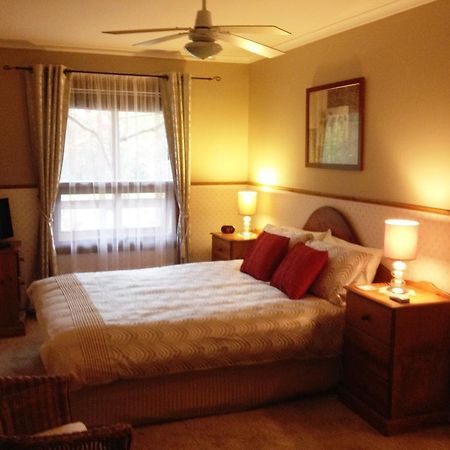 Southern Vales Bed & Breakfast Mclaren Vale Eksteriør billede